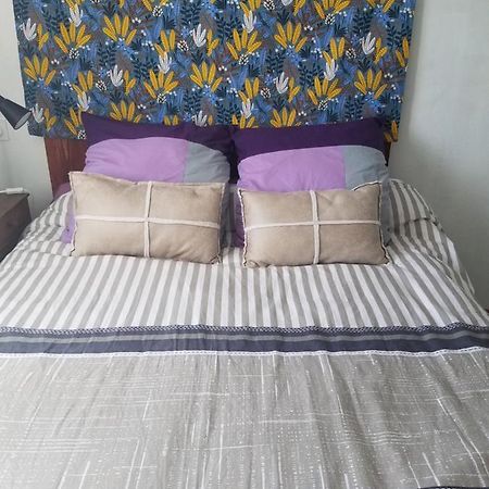 Petit Logement Dans Un Ecrin De Verdure Saint-Herblain Ngoại thất bức ảnh