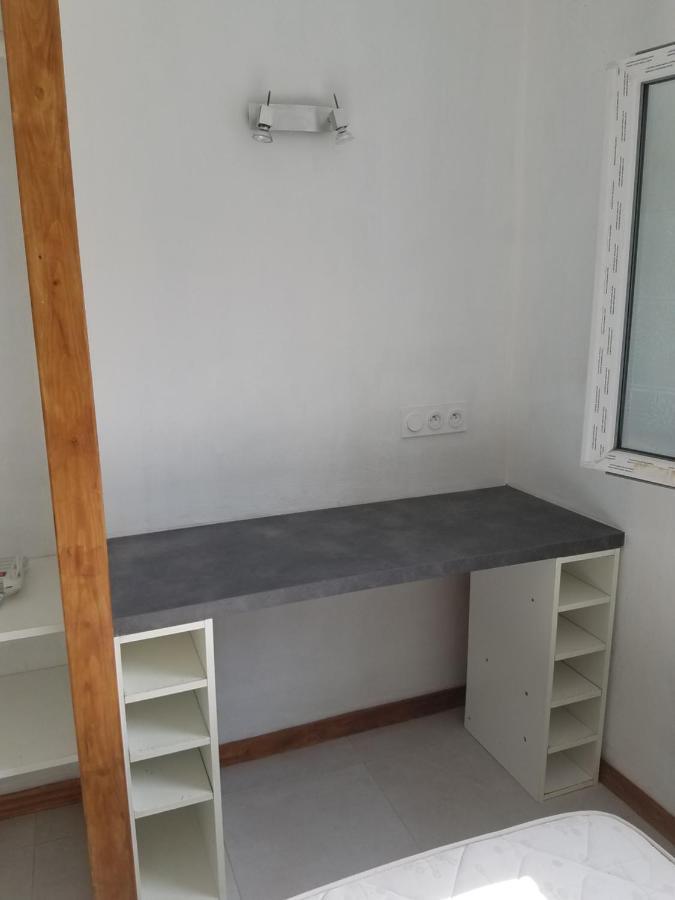 Petit Logement Dans Un Ecrin De Verdure Saint-Herblain Ngoại thất bức ảnh