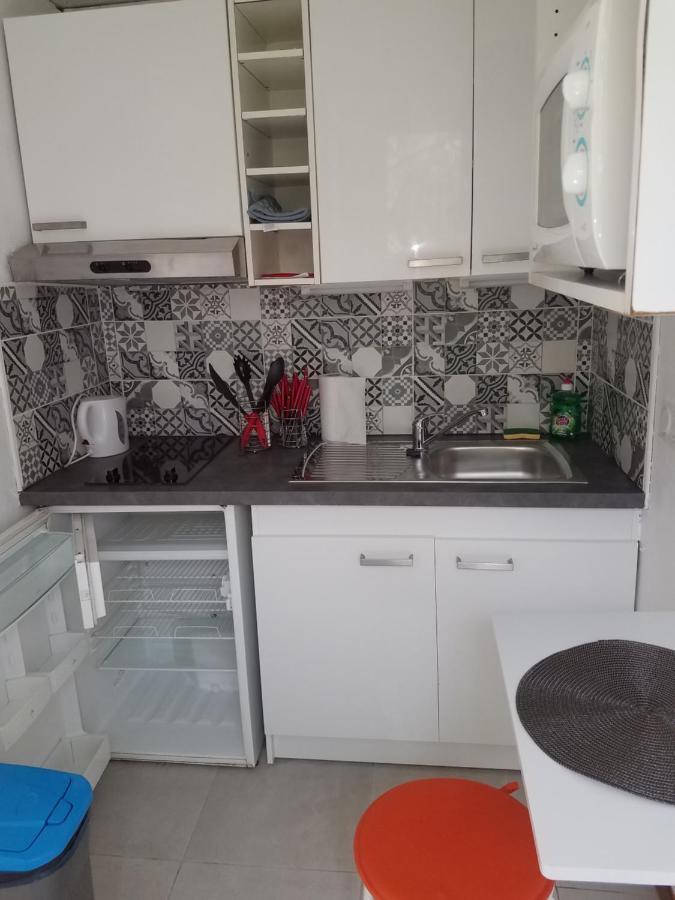 Petit Logement Dans Un Ecrin De Verdure Saint-Herblain Ngoại thất bức ảnh